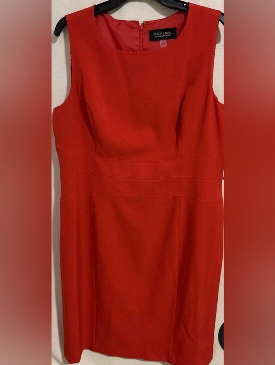 Evan Picone Dresses & Skirts - Black Label By Evan Piccone Red Sleeveless Sheath Dress with Scoop Neck Size 14